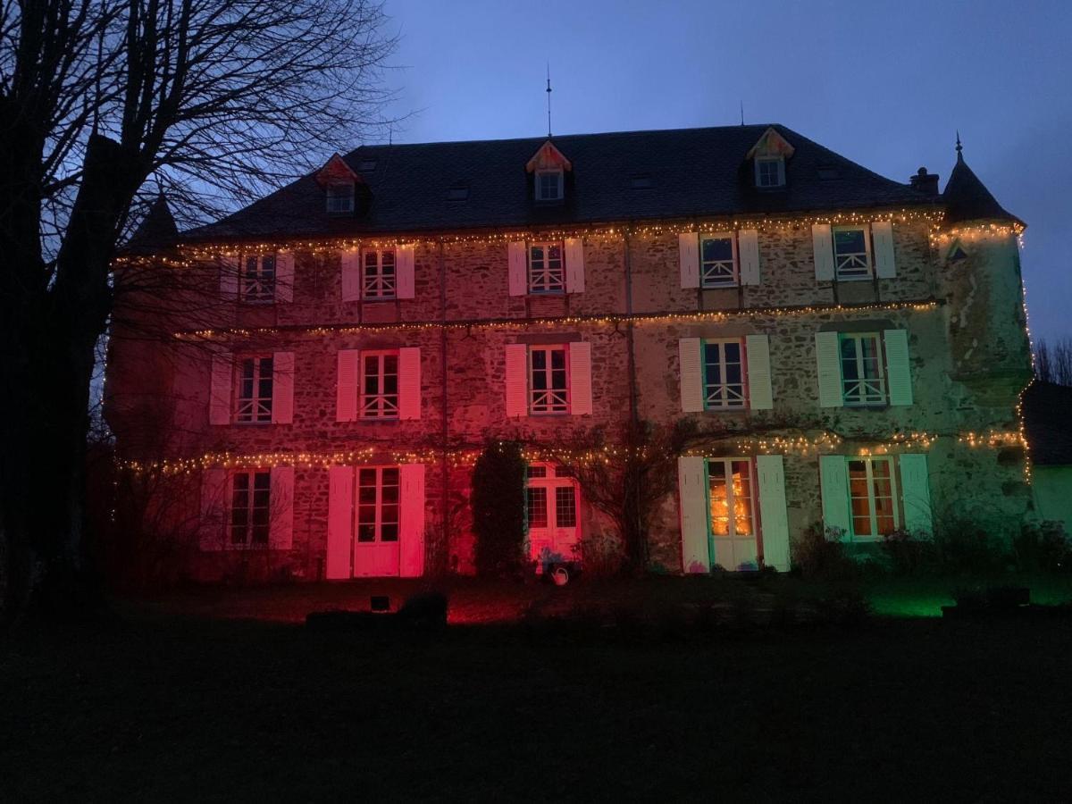 Chateau De Savennes - Caveau De Sabrage المظهر الخارجي الصورة